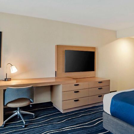 Best Western Plus Marina Gateway Hotel National City Exteriér fotografie